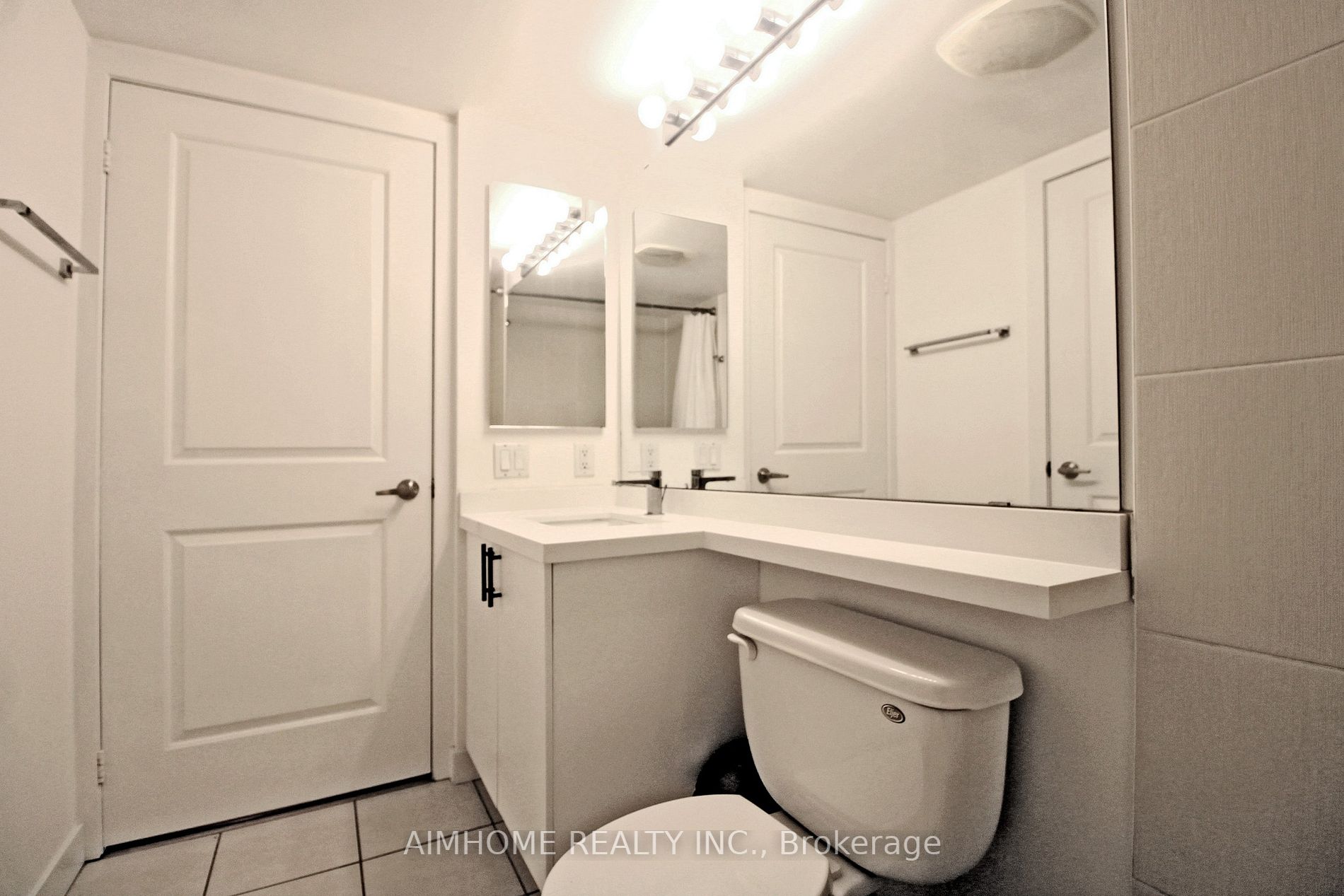 50 Lynn Williams St, #1906