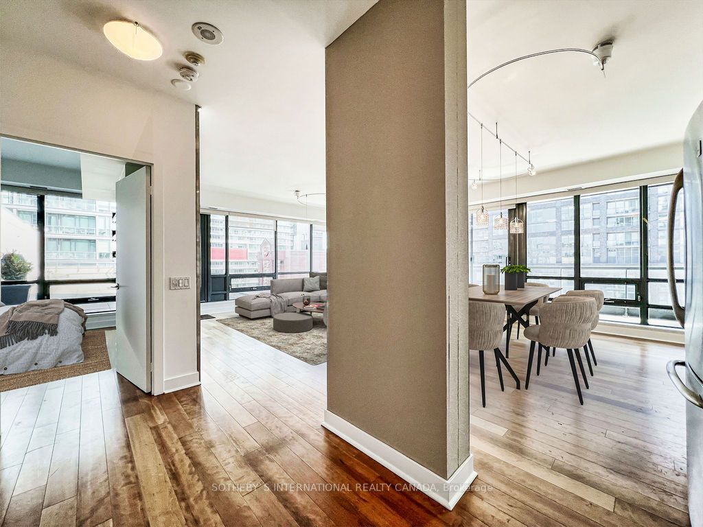 438 King St W, #1506