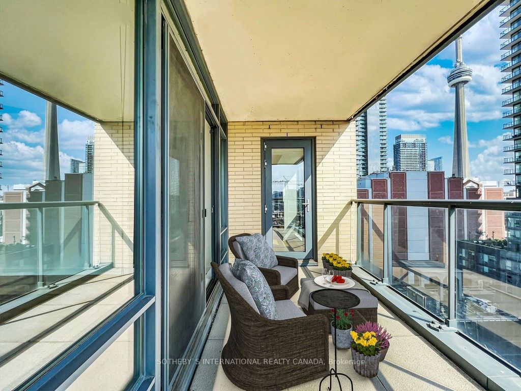 438 King St W, #1506