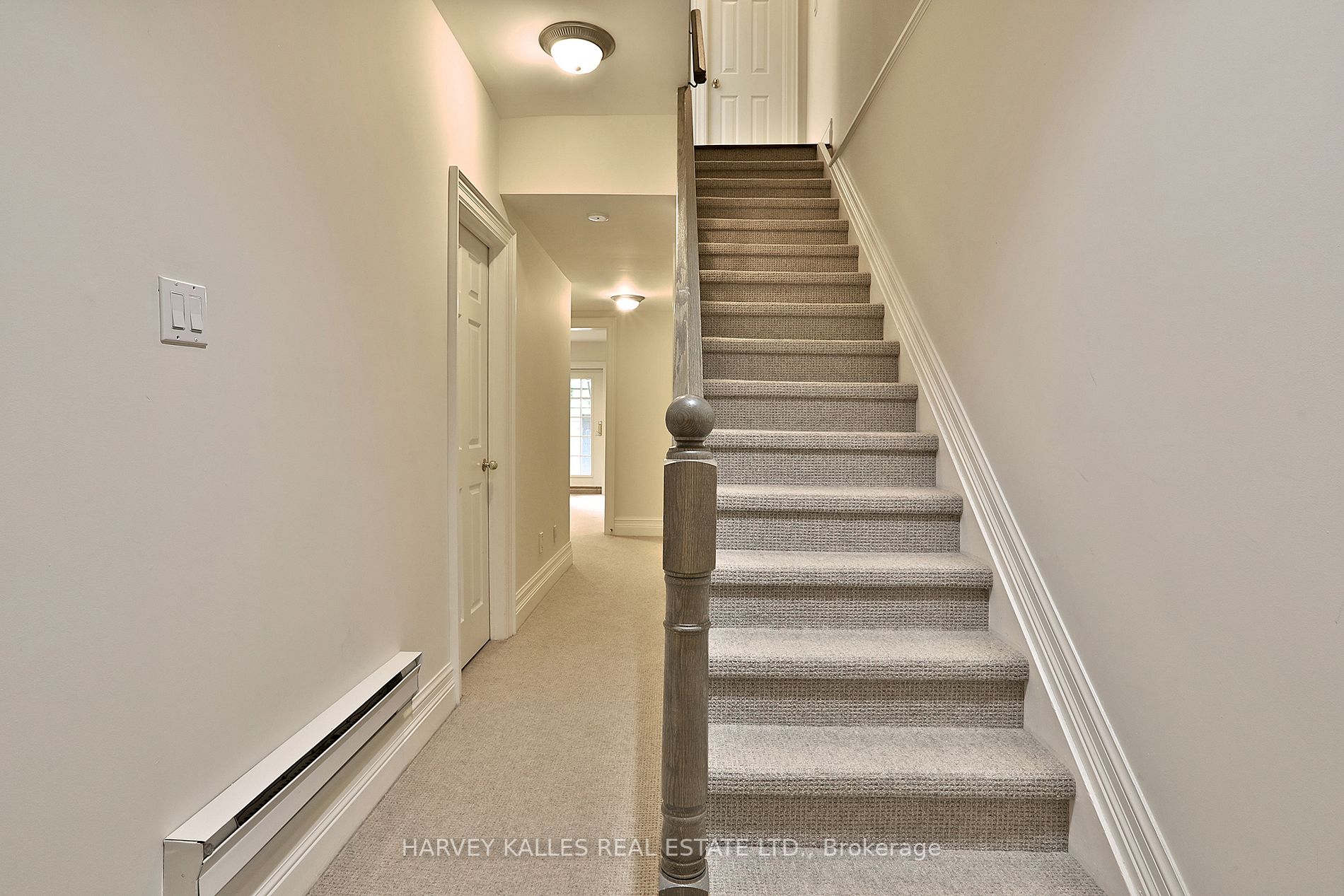 351 Deloraine Ave