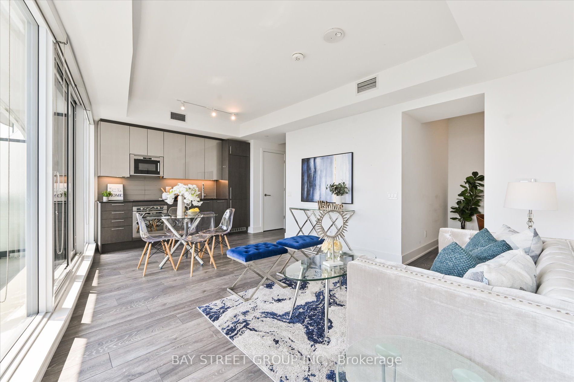 403 Church St, #3909