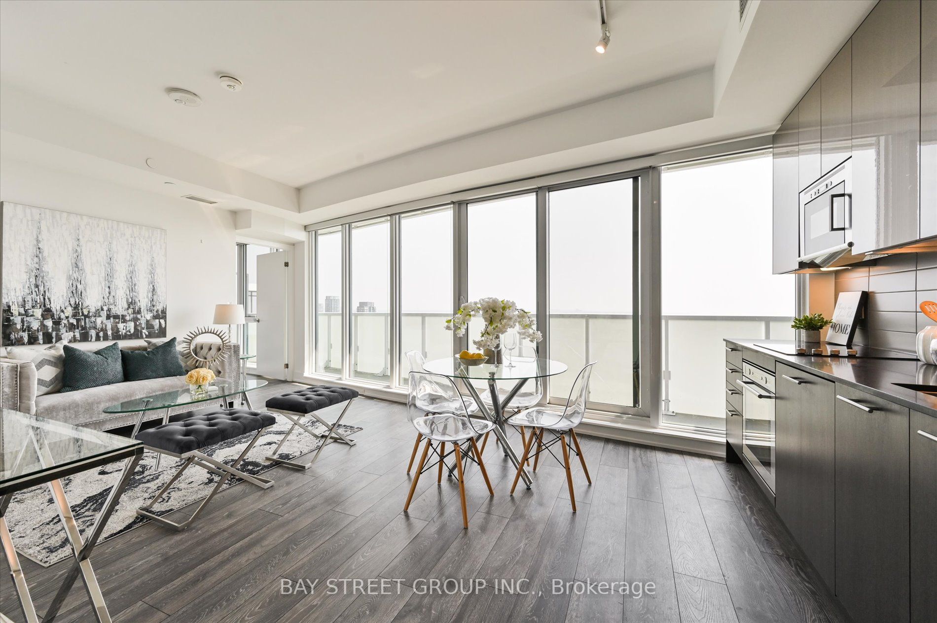 403 Church St, #3909
