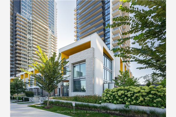 85 Mcmahon Dr, Toronto