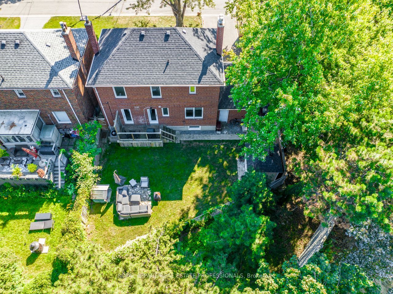 24 Armour Blvd