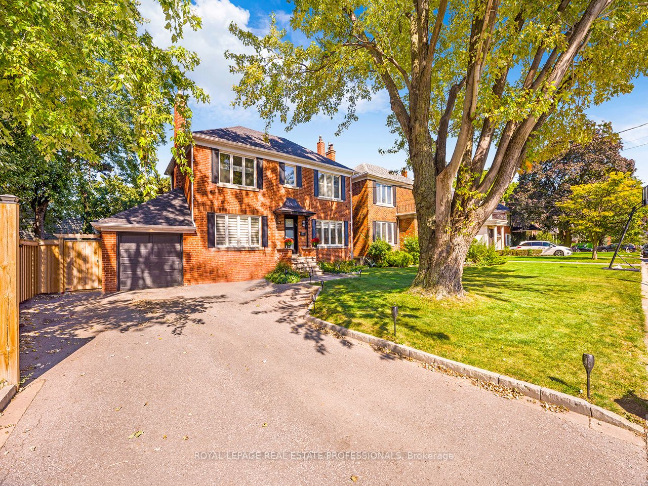 24 Armour Blvd