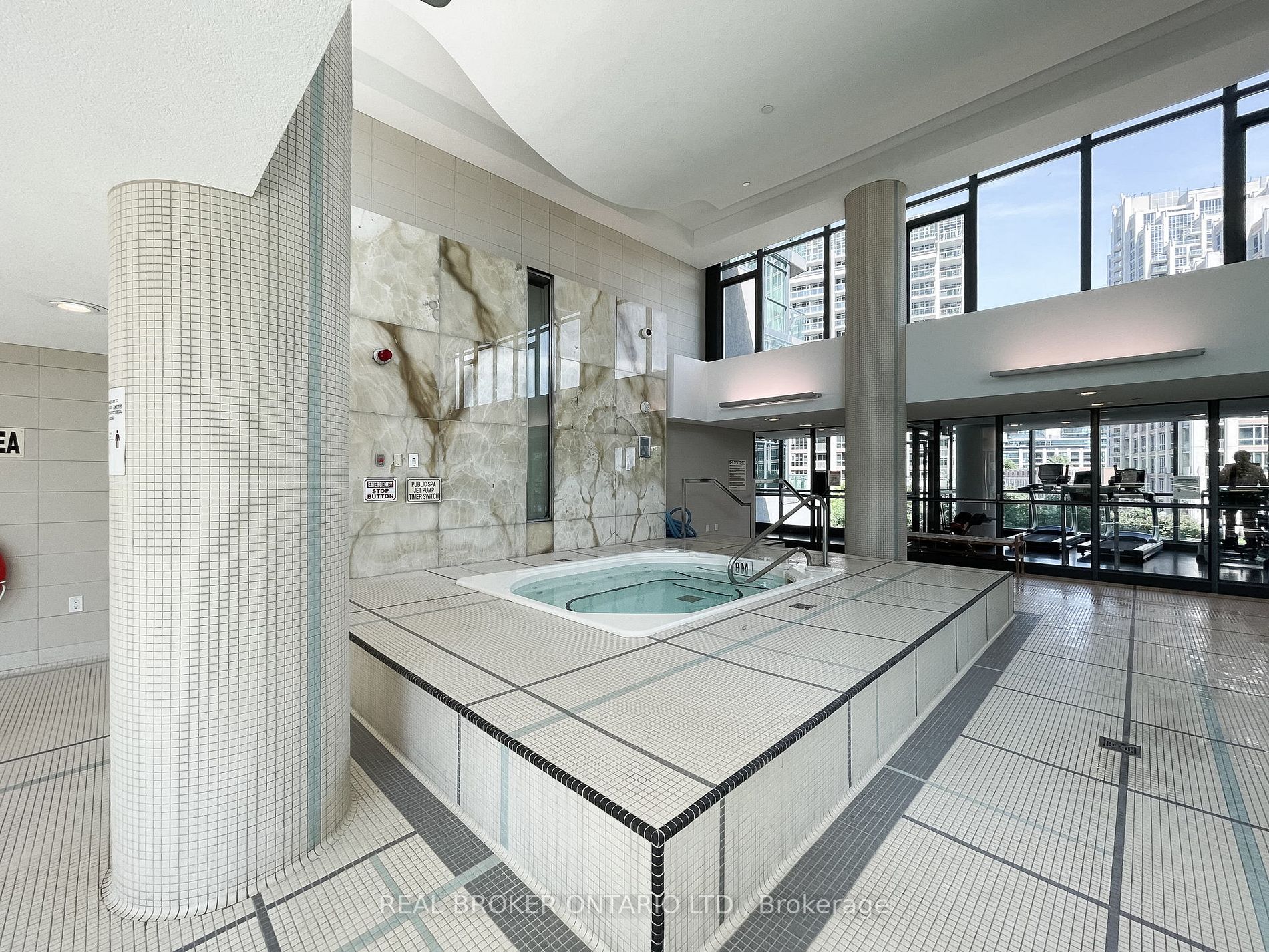 215 Fort York Blvd, #601
