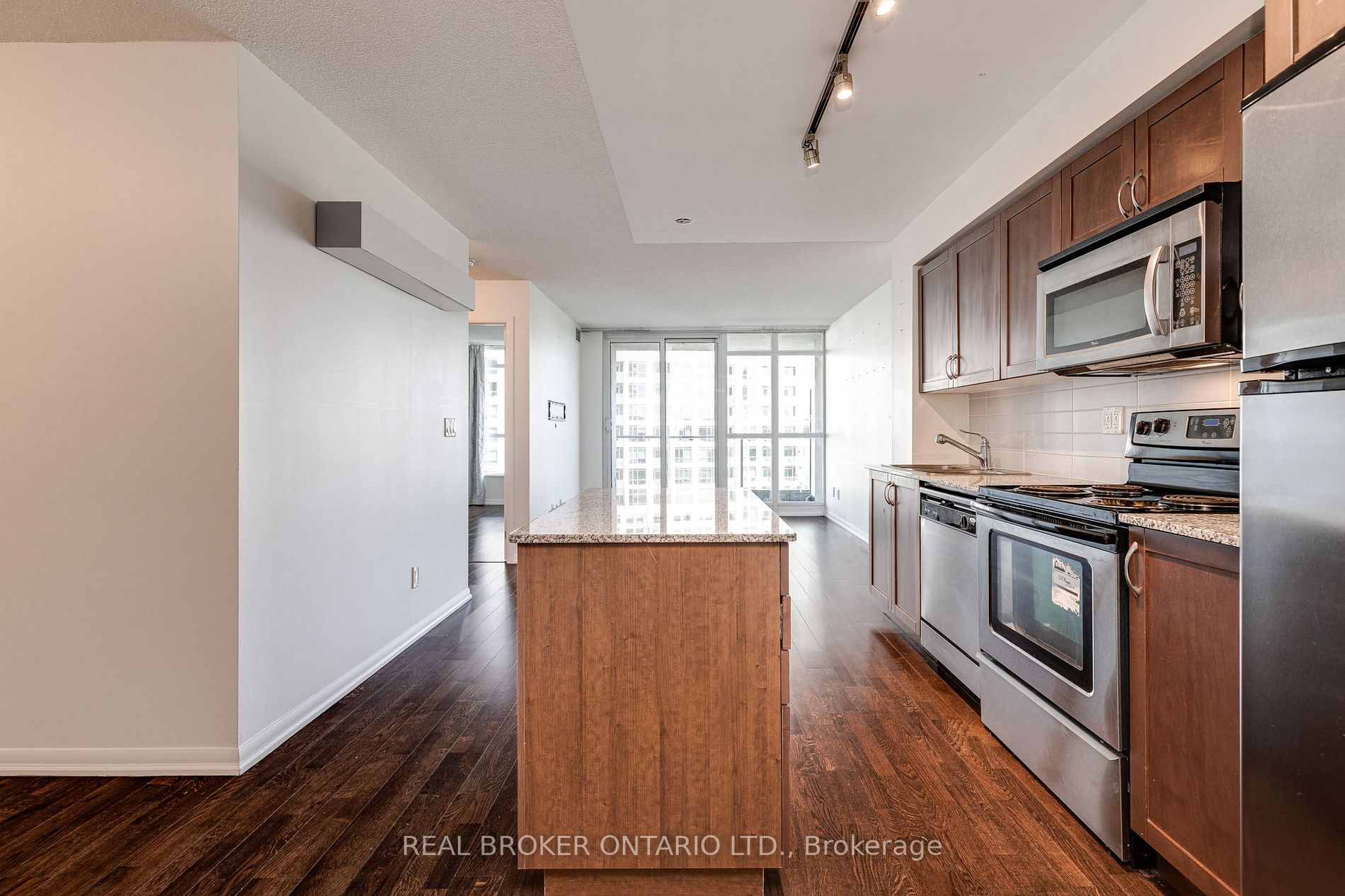 215 Fort York Blvd, #601