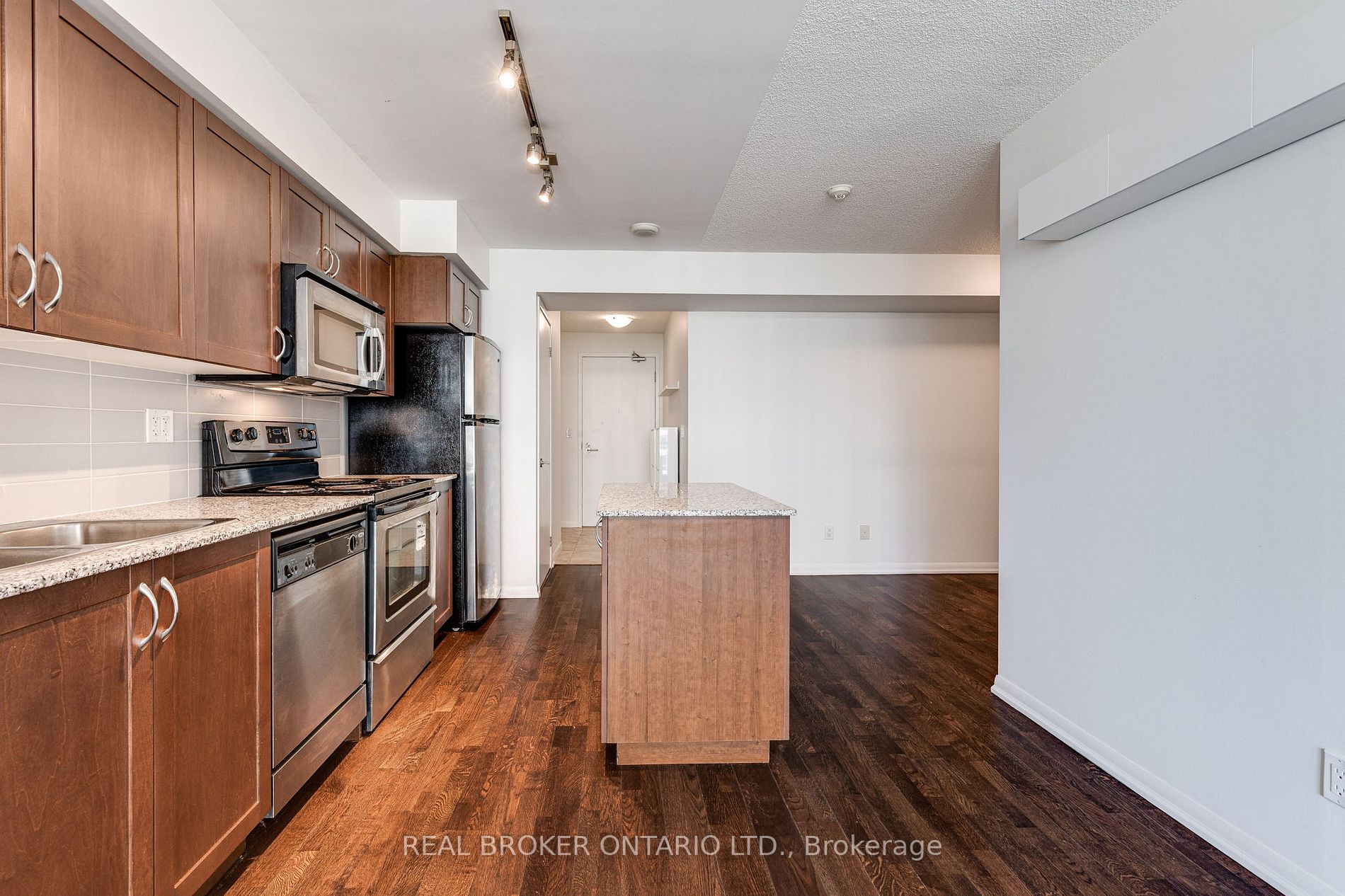 215 Fort York Blvd, #601