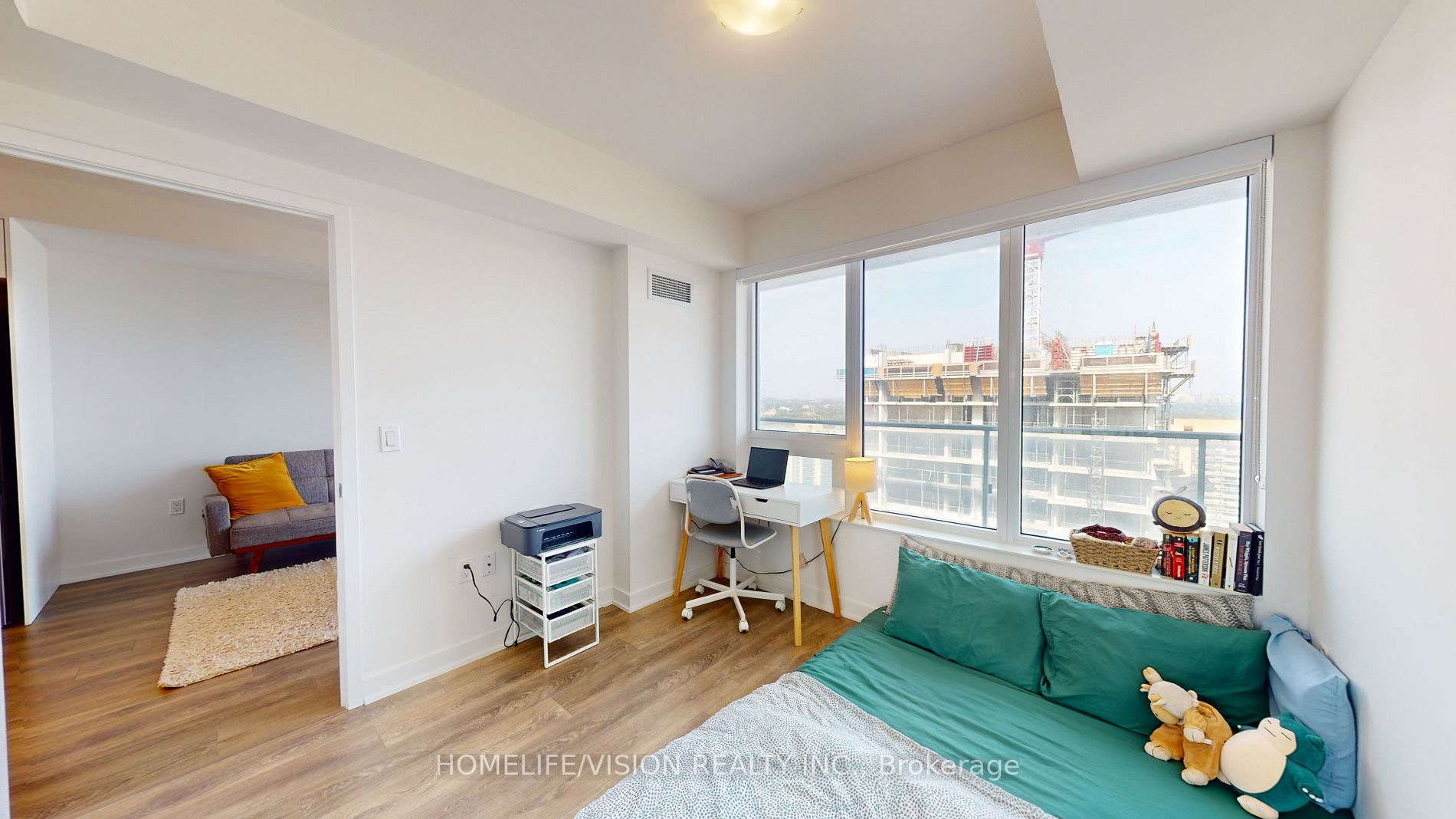 99 Broadway Avenue, #3411