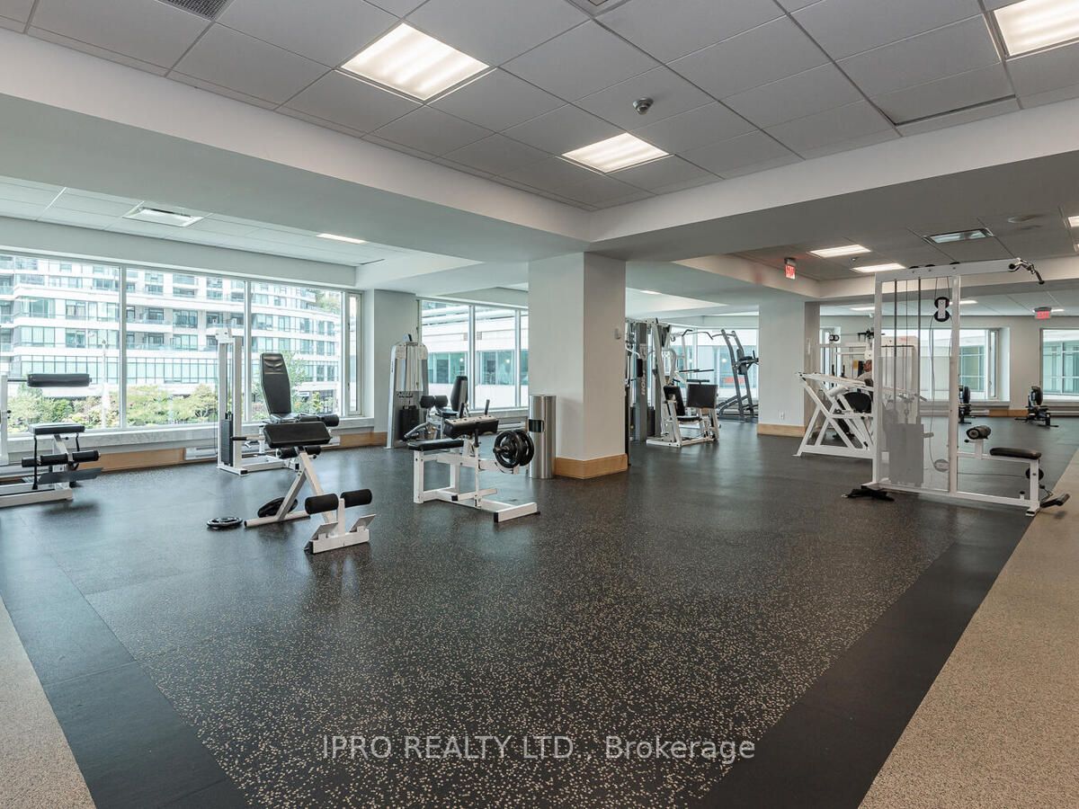 10 Yonge St, #1404