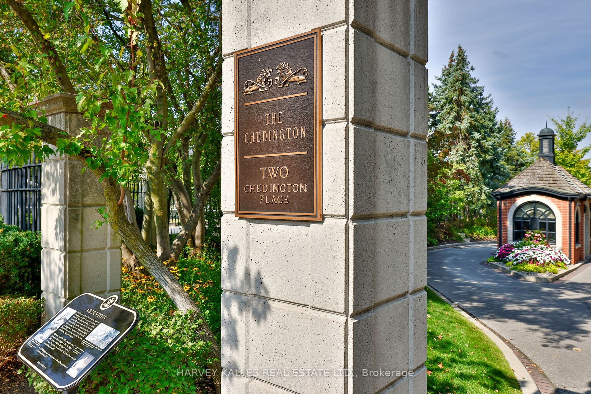 2 Chedington Pl, #2C