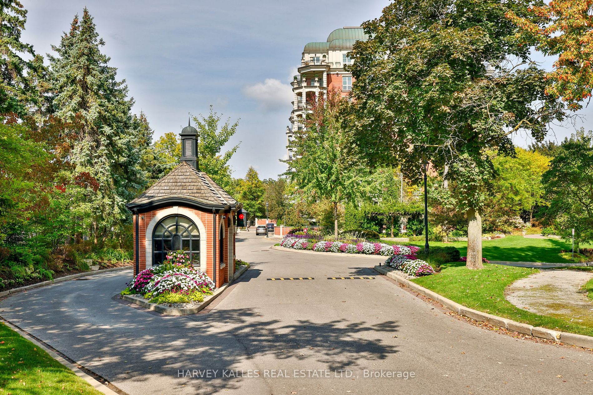 2 Chedington Pl, #2C