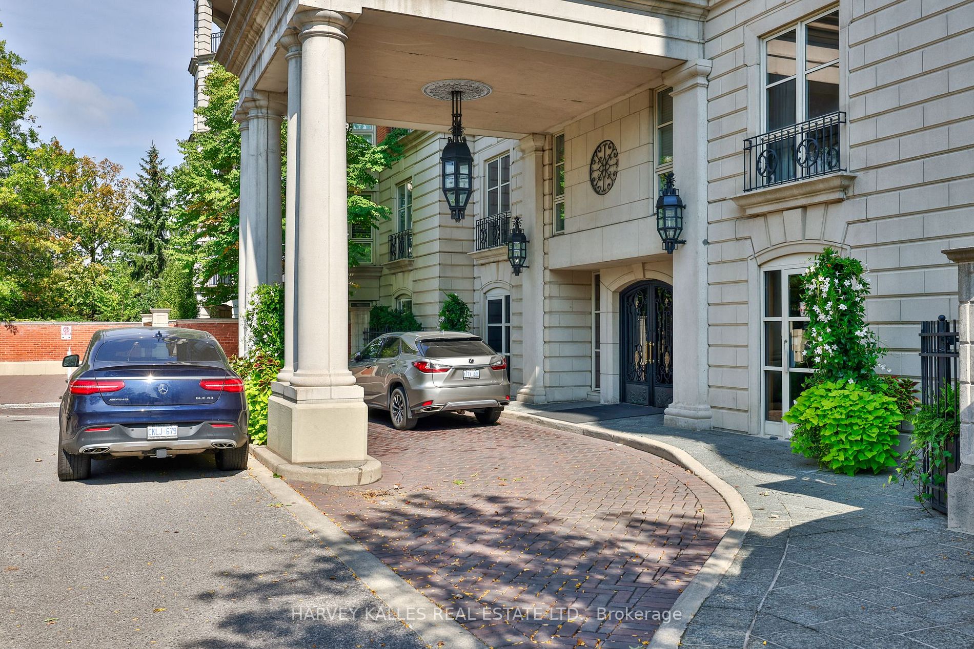 2 Chedington Pl, #2C