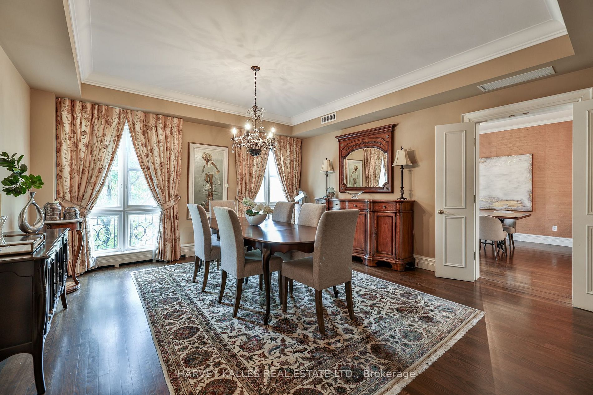 2 Chedington Pl, #2C