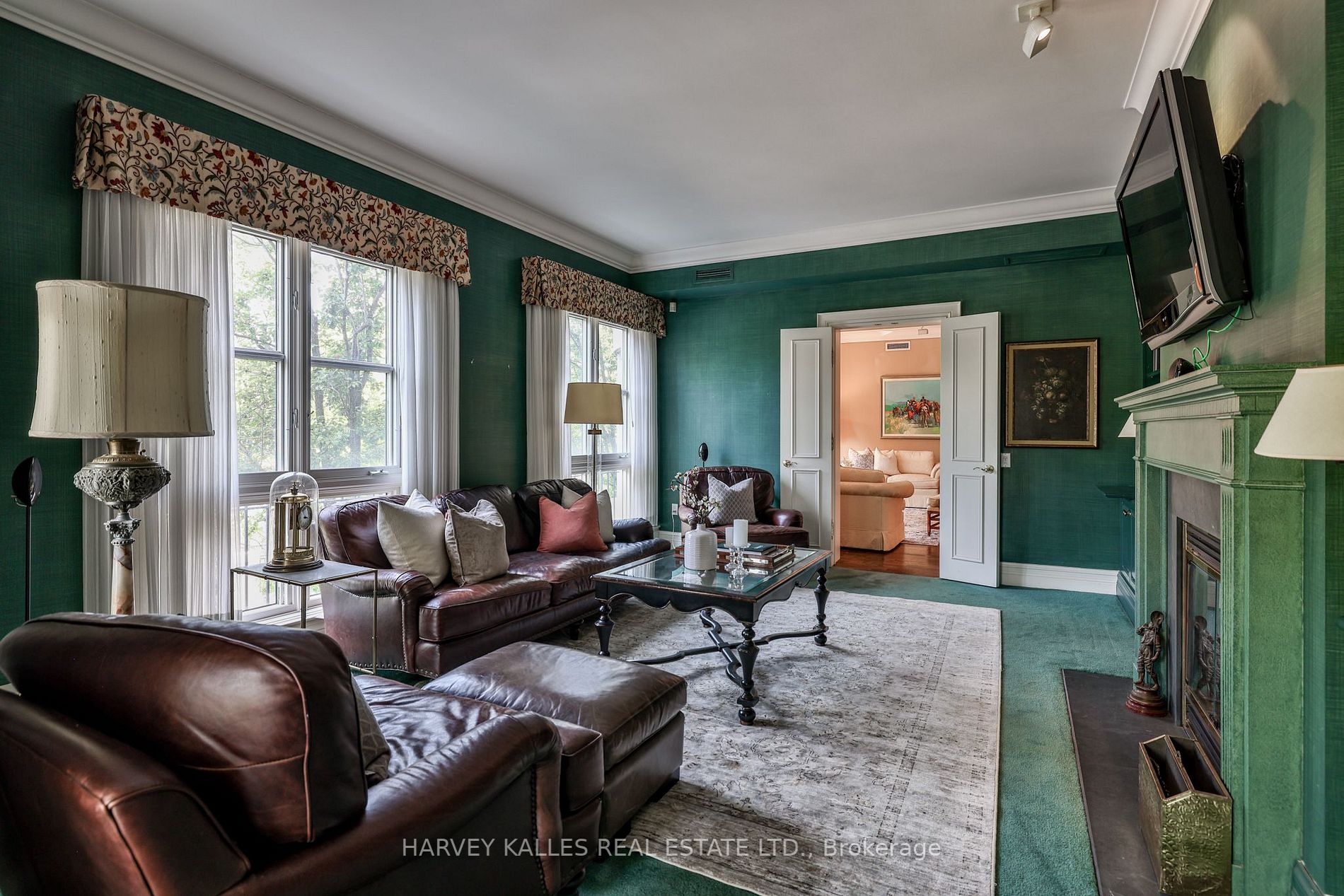 2 Chedington Pl, #2C