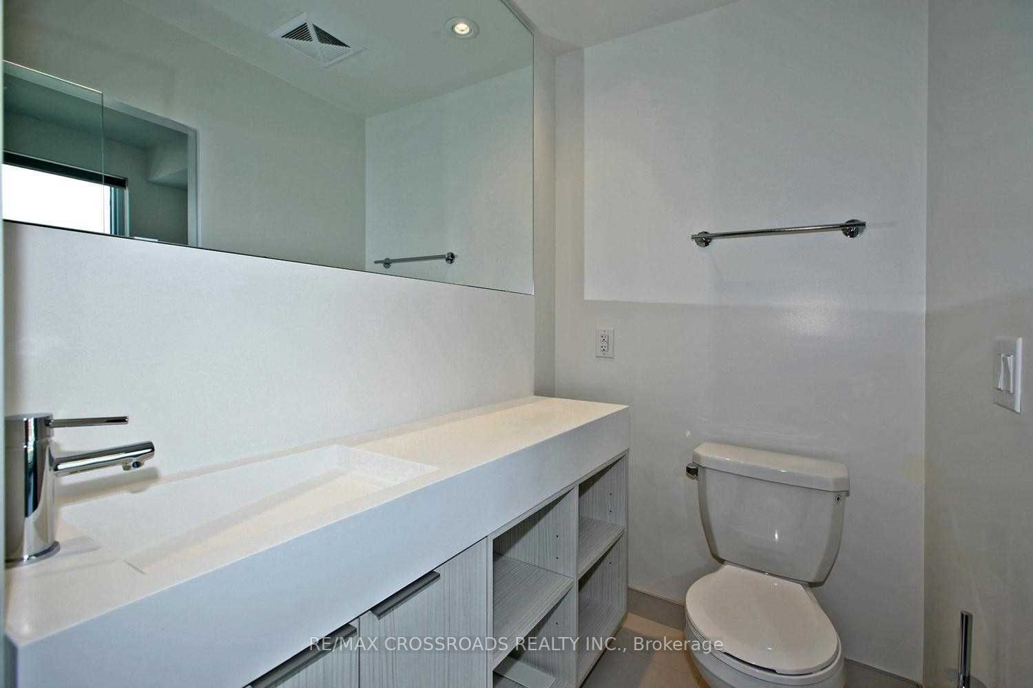20 Richardson St, #1104