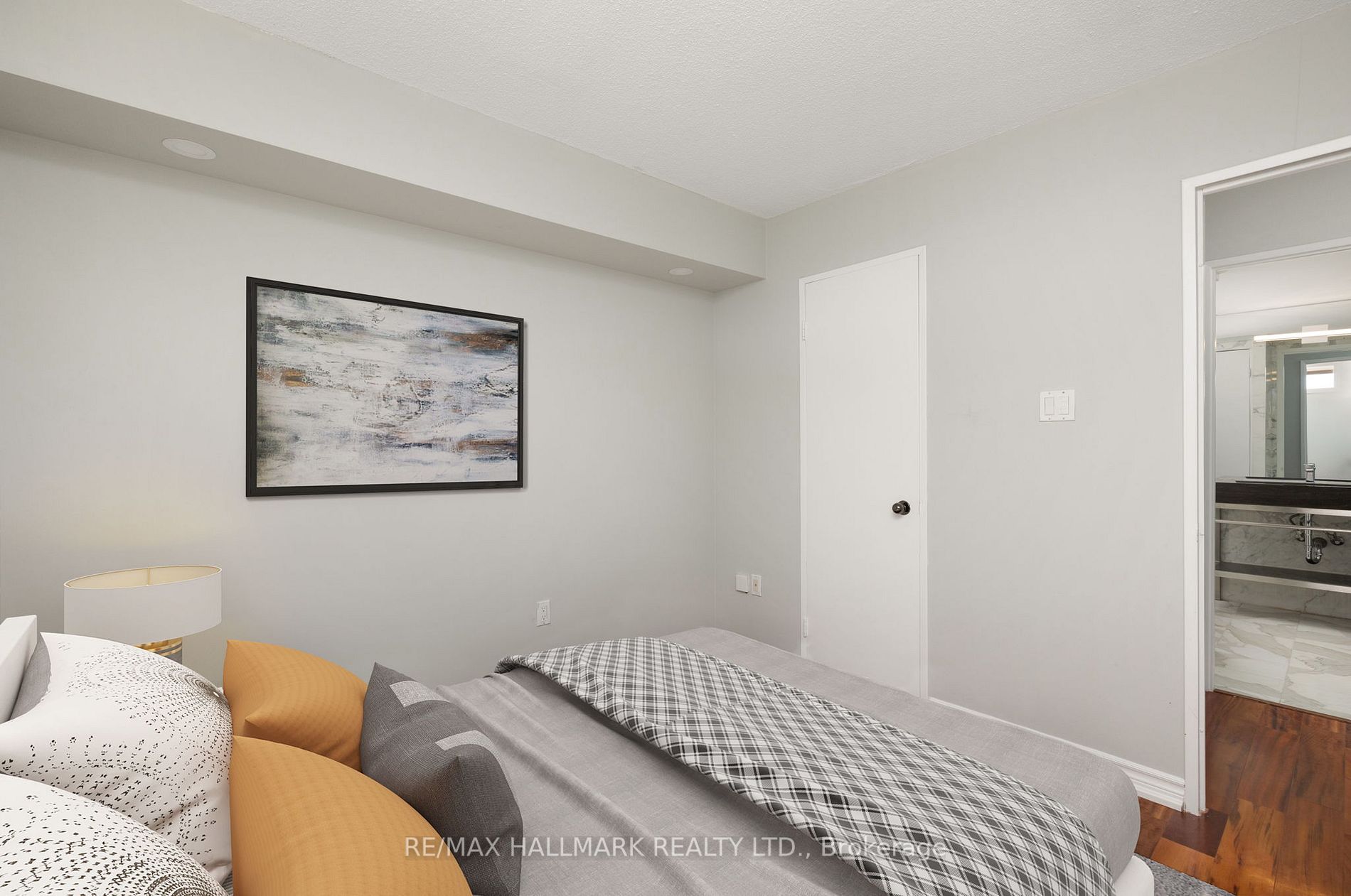 95 Lombard St, #803