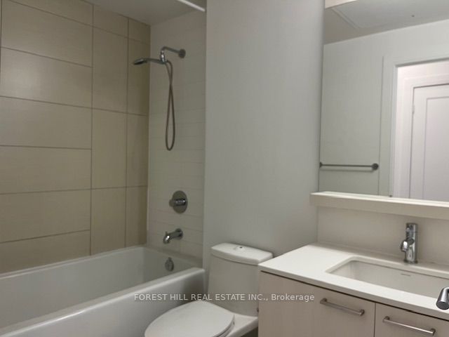 310 Tweedsmuir Ave, #401