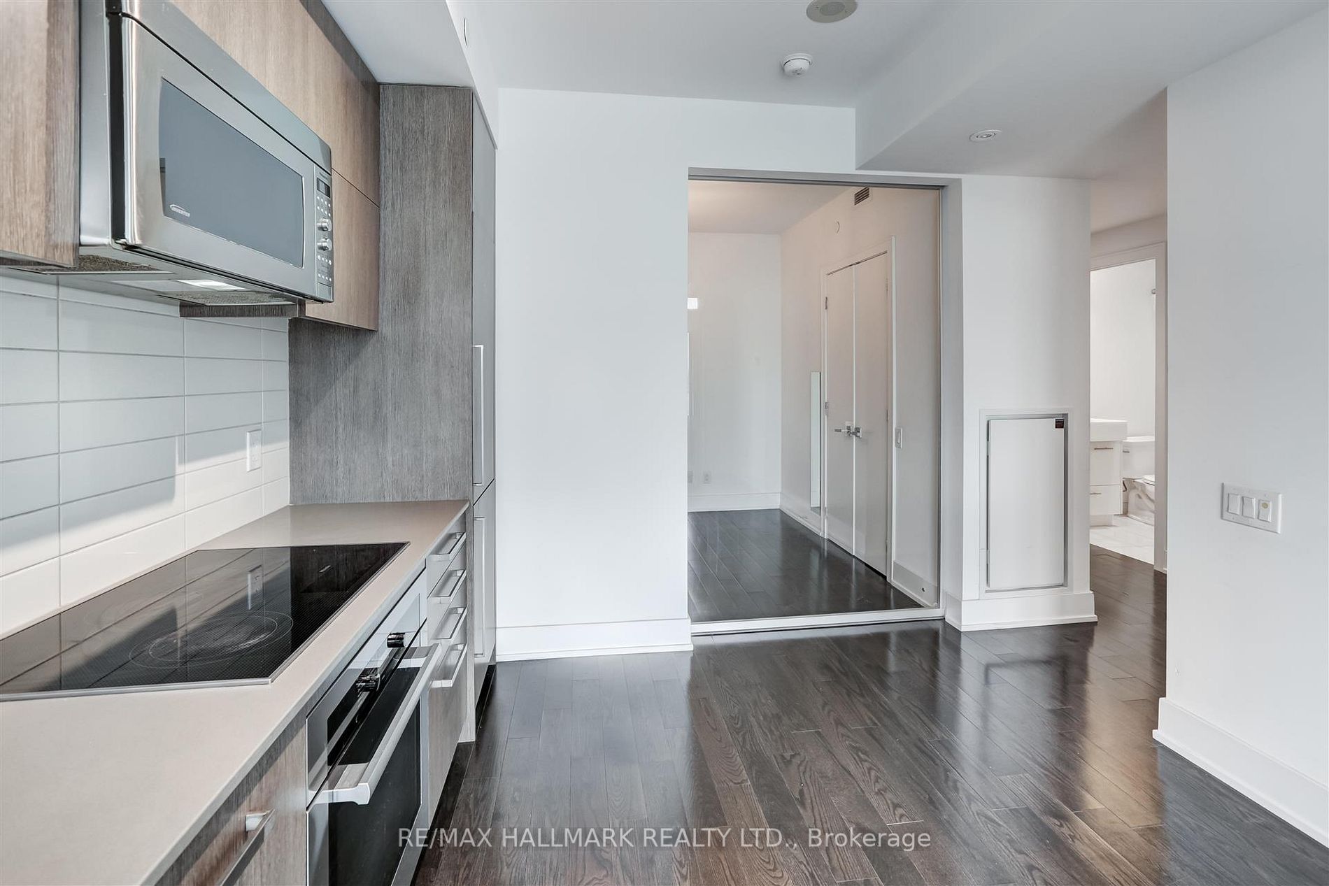 170 Avenue Rd, #503