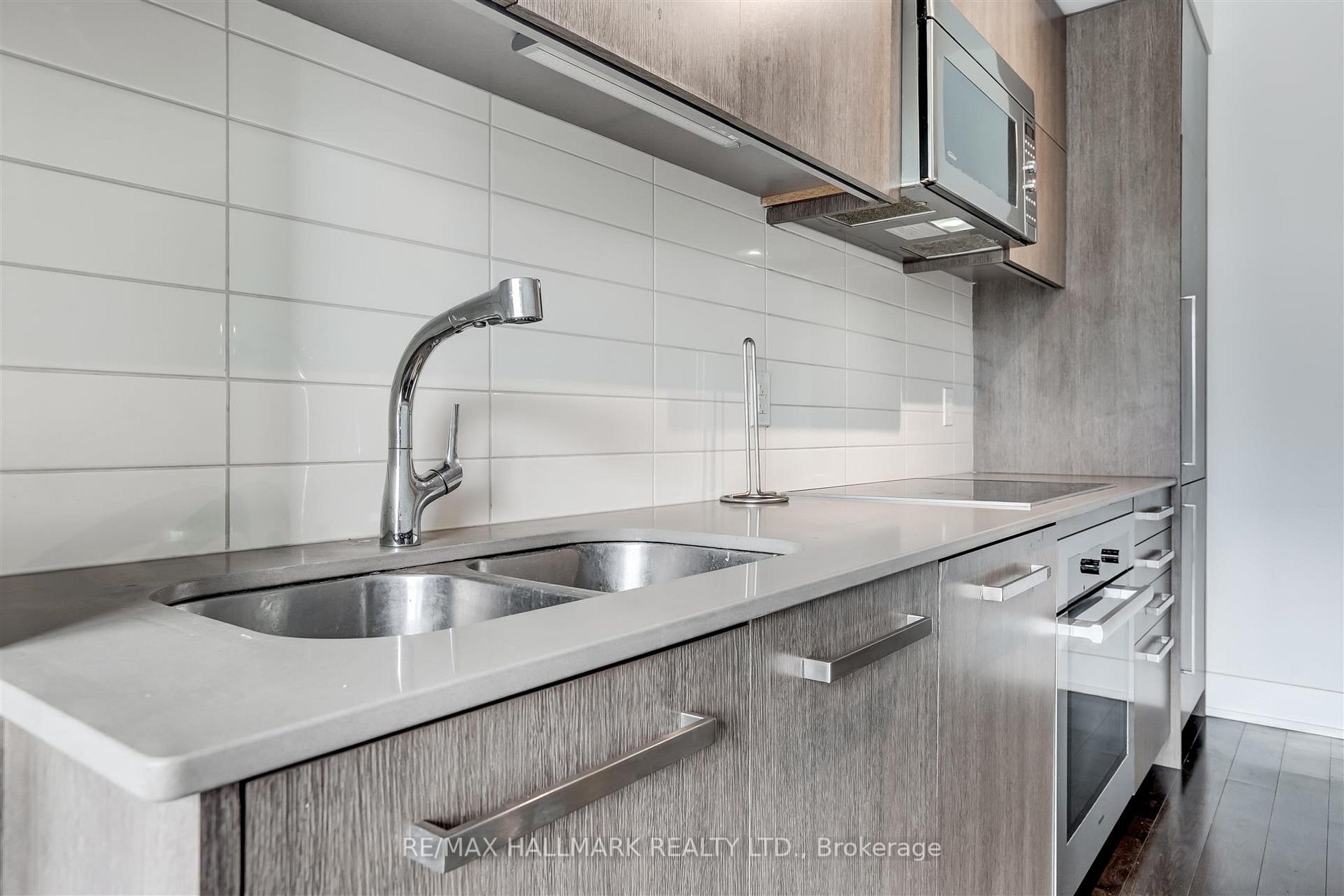 170 Avenue Rd, #503
