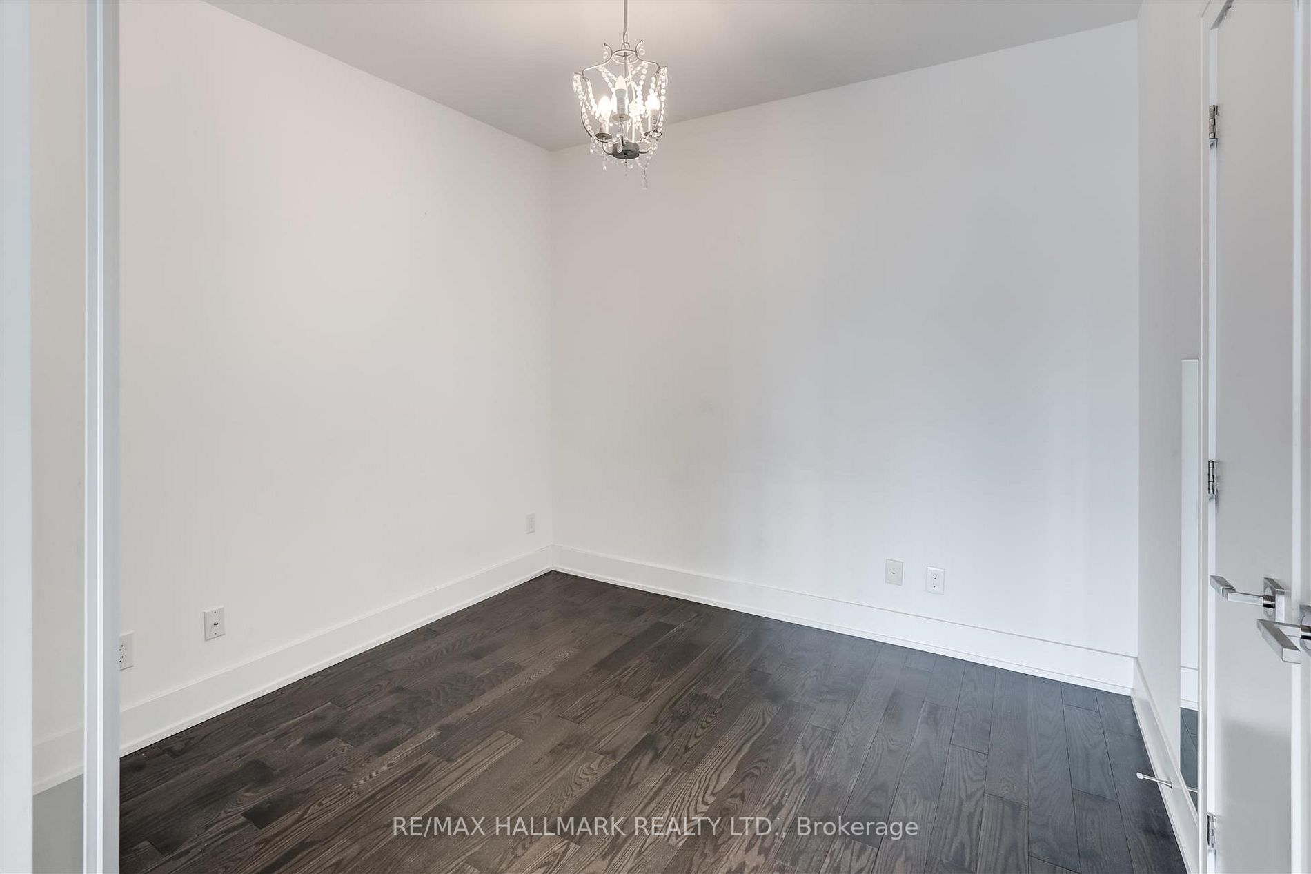 170 Avenue Rd, #503