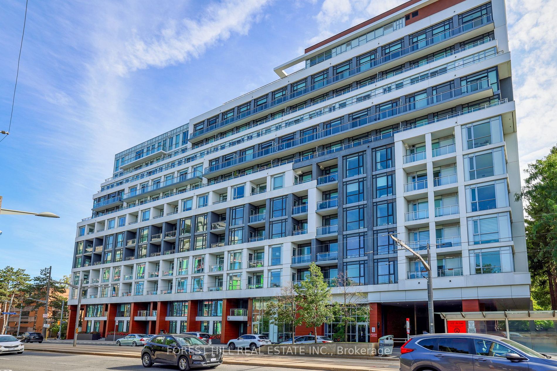 223 St. Clair Ave W, #805