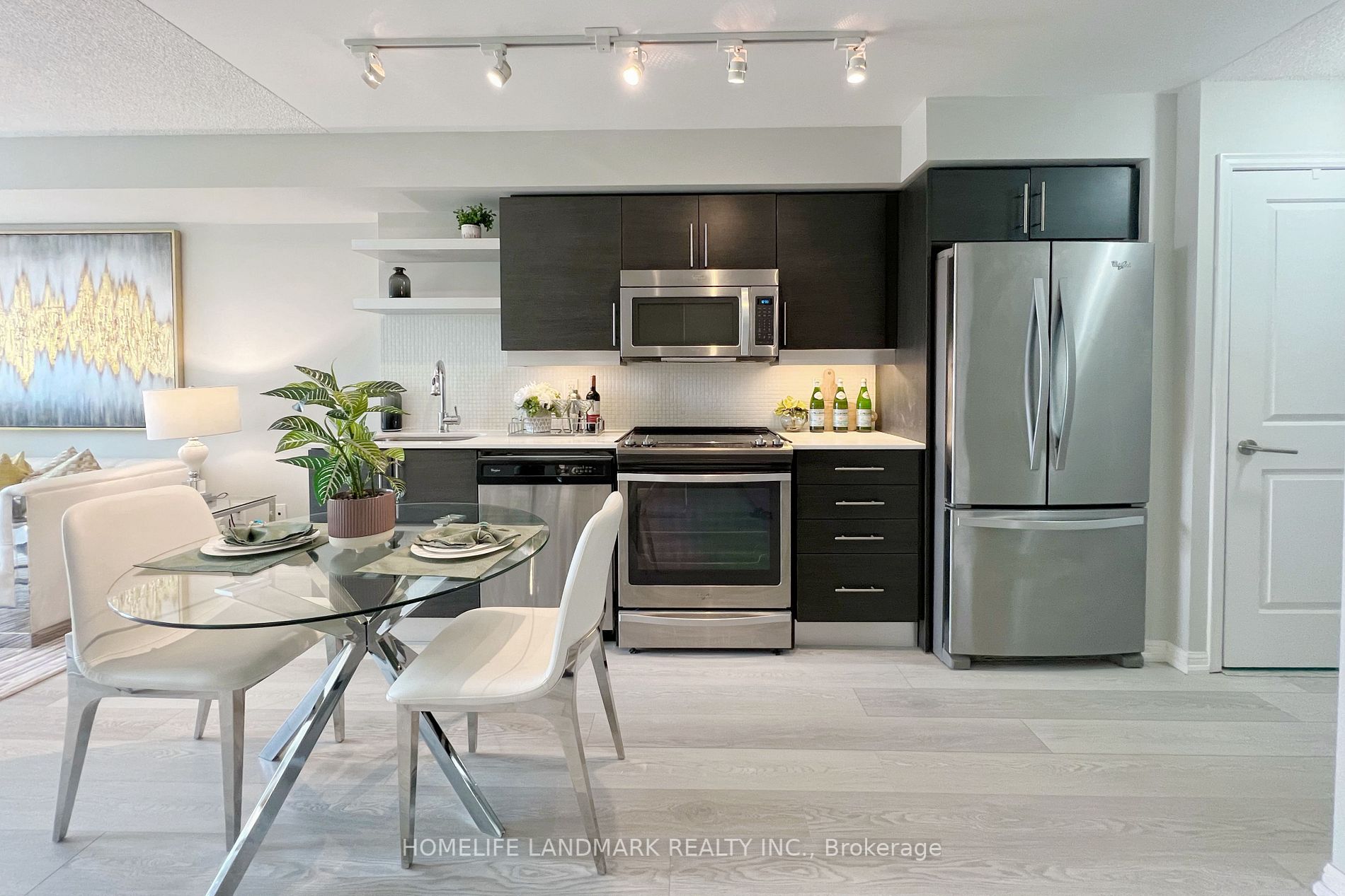400 Adelaide St E, #1119