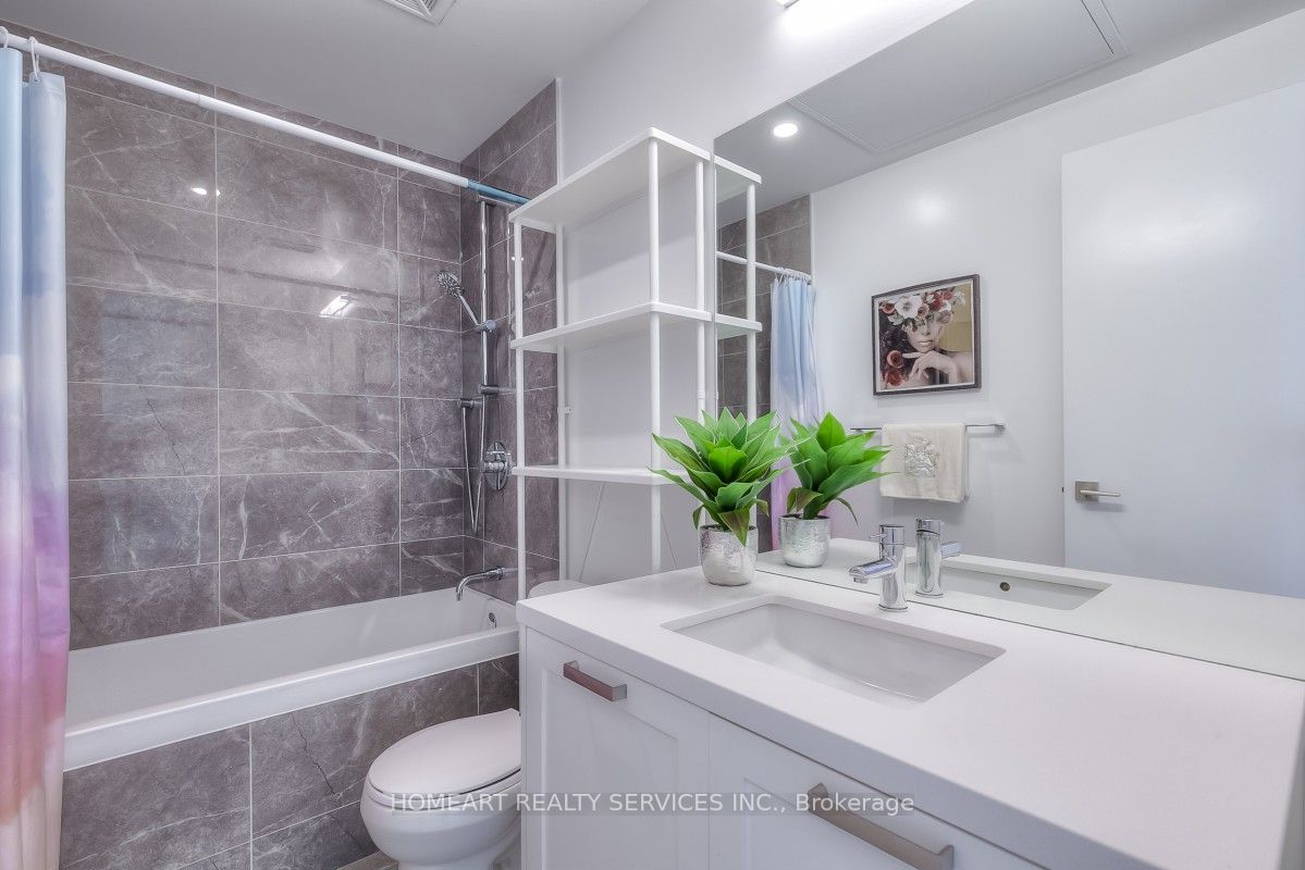 55 Ontario St, #1204