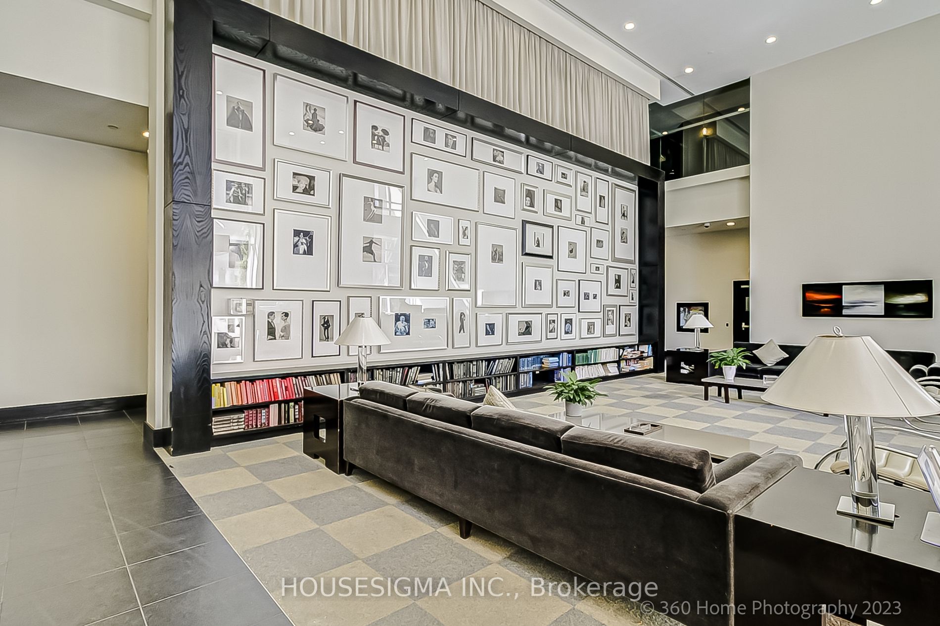 438 King St W, #512