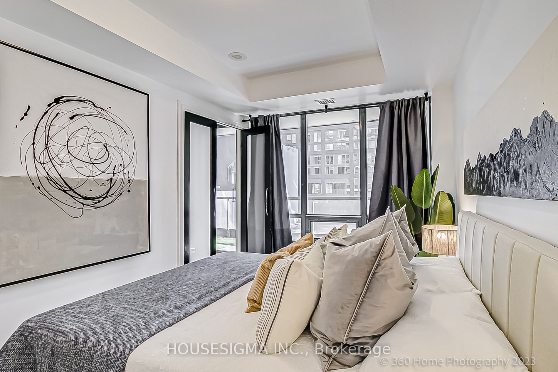 438 King St W, #512