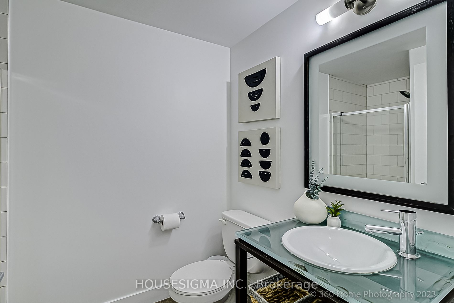 438 King St W, #512