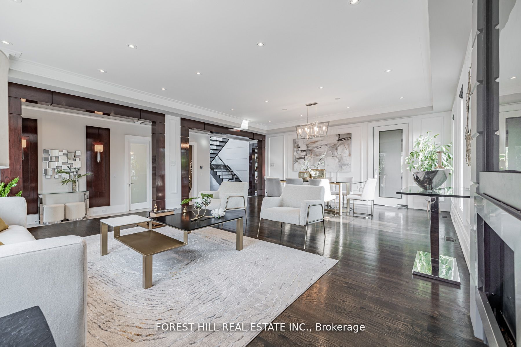 261 Patricia Ave