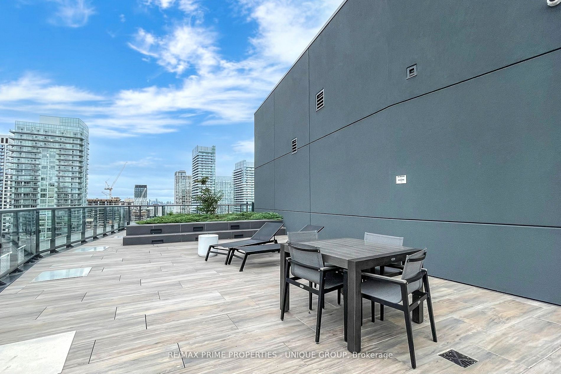 11 Lillian St, #310