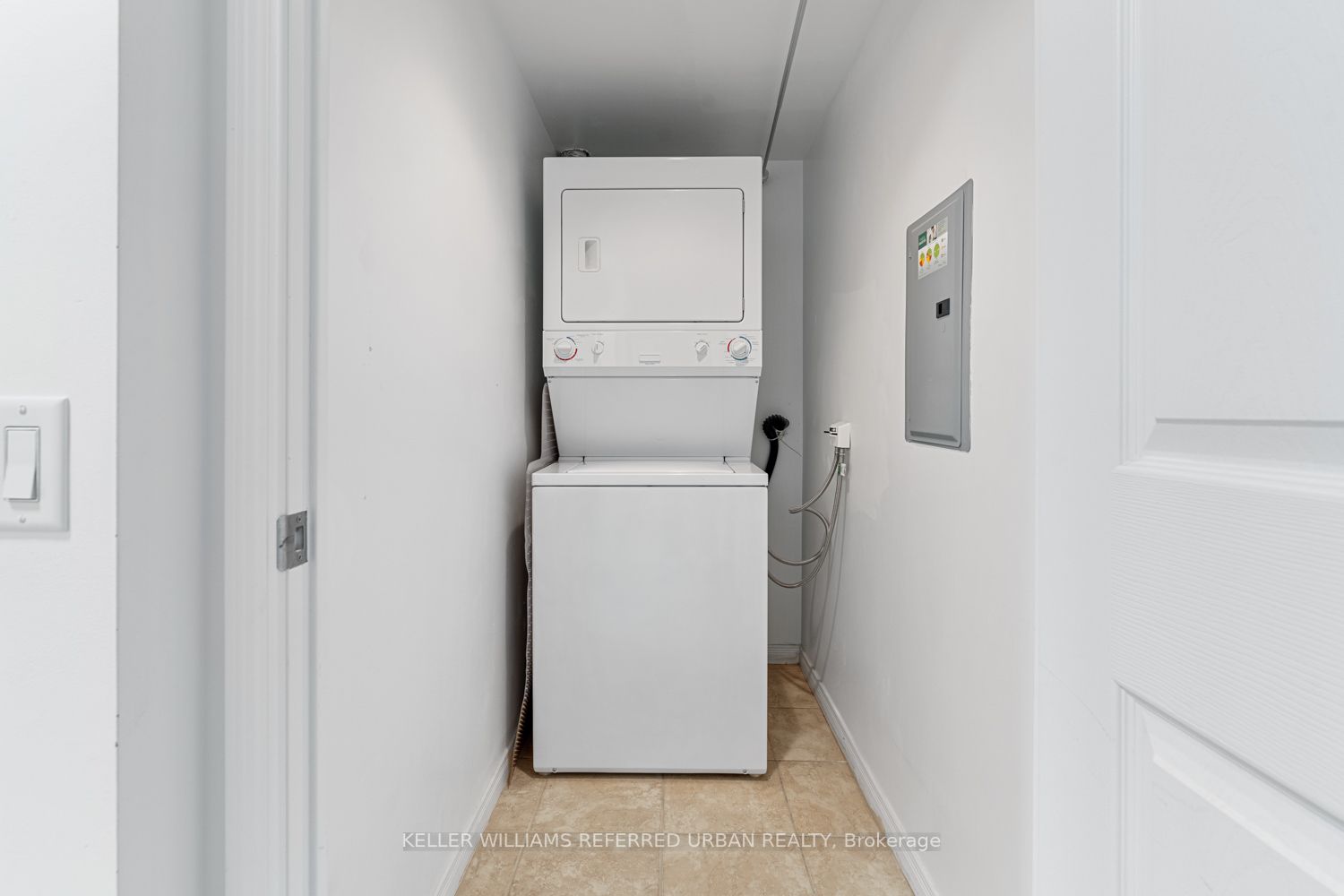 155 Beecroft Rd, #1002