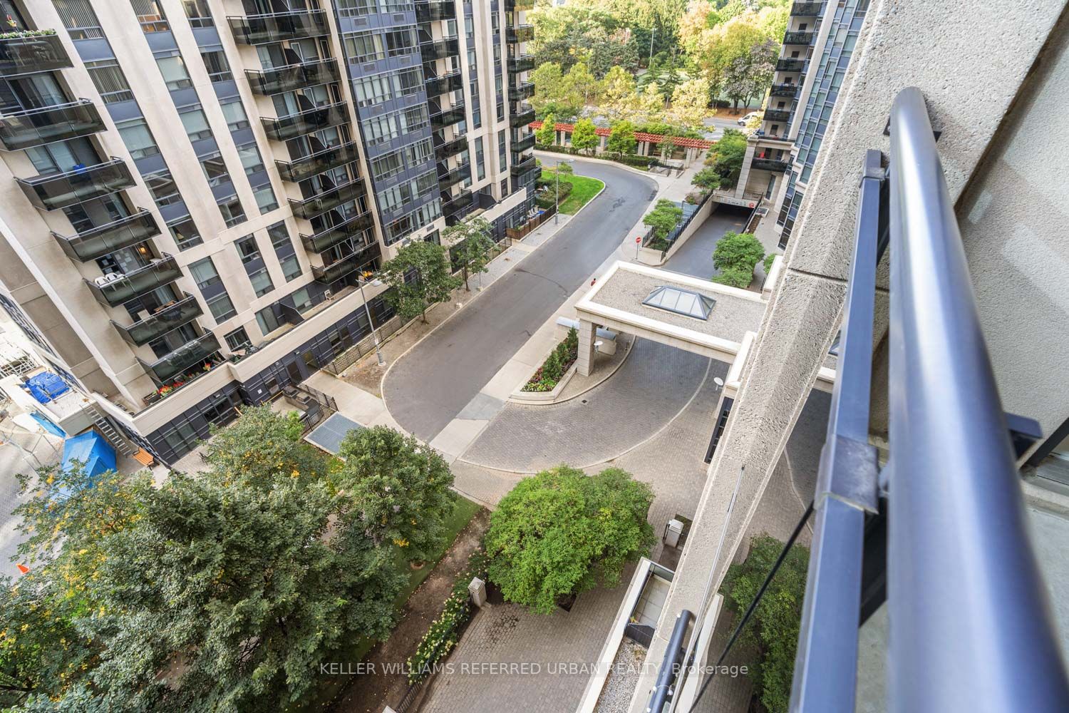 155 Beecroft Rd, #1002