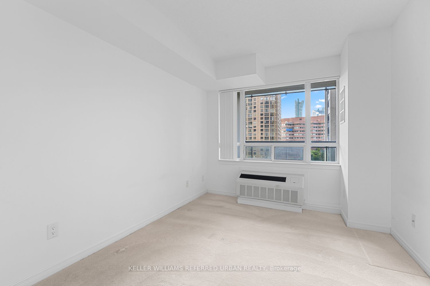 155 Beecroft Rd, #1002