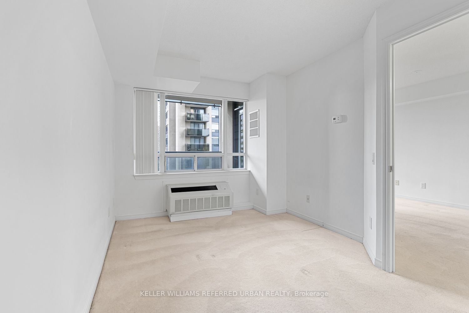 155 Beecroft Rd, #1002