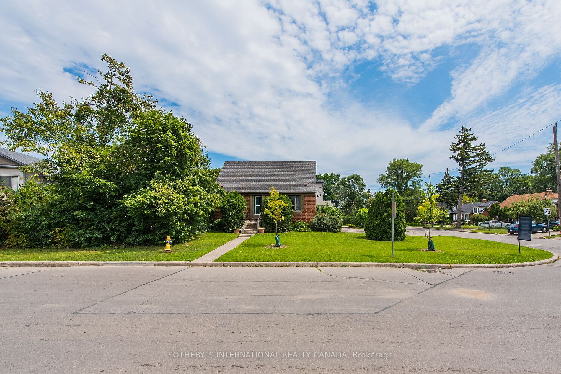 1 Lynnhaven Road