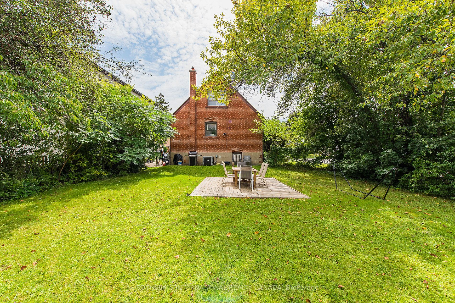 1 Lynnhaven Road