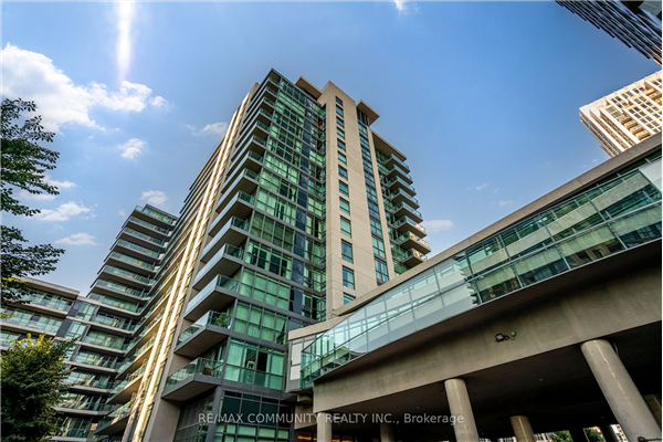 209 Fort York Blvd, Toronto