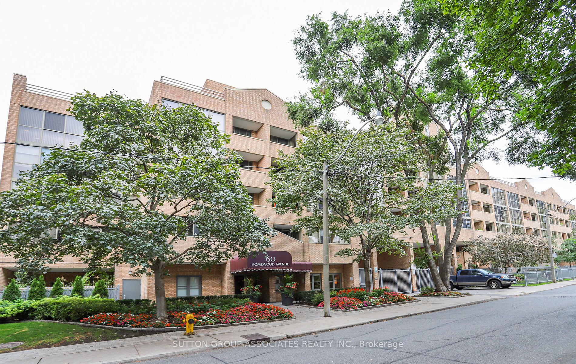 60 Homewood Ave, #525