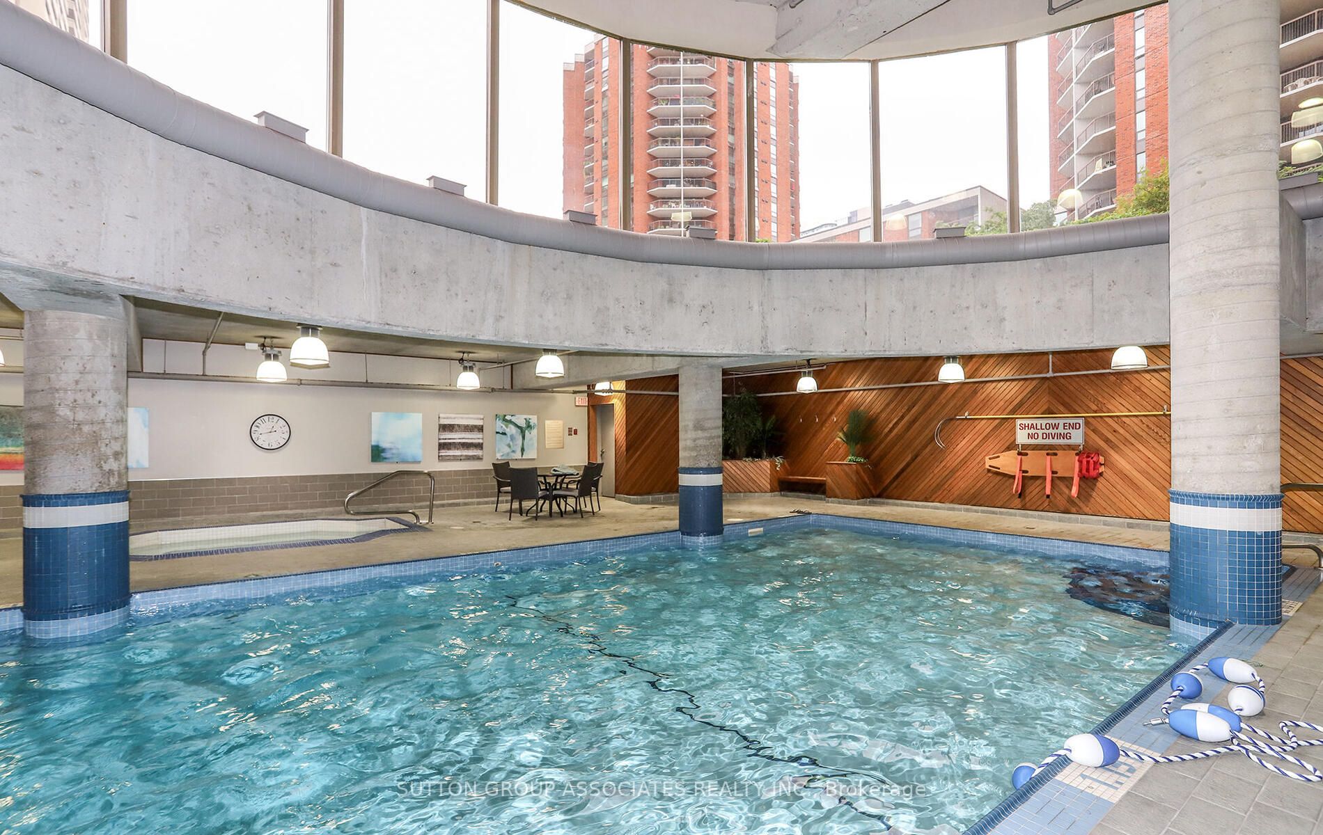 60 Homewood Ave, #525