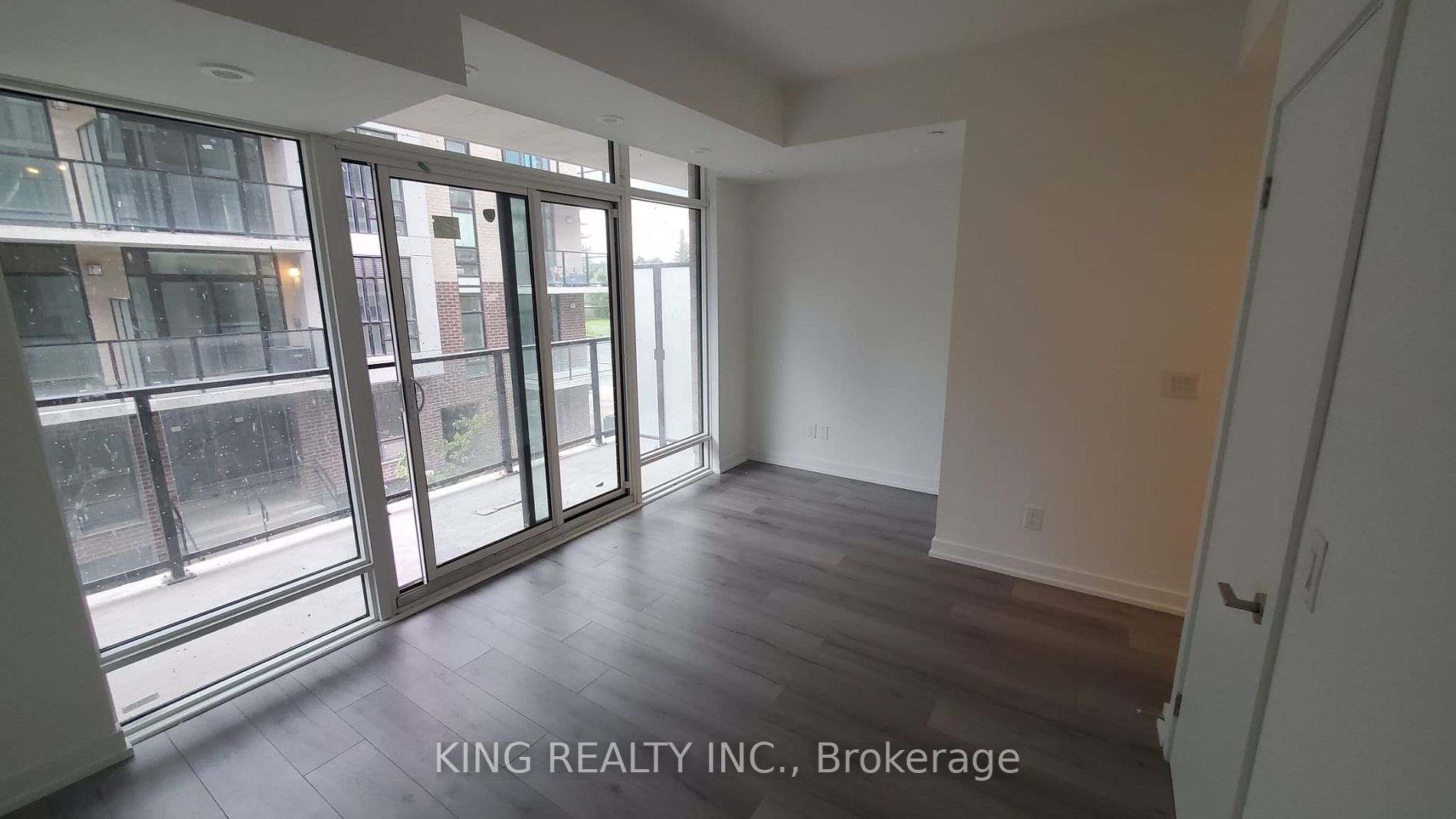 871 Sheppard Ave W, #35