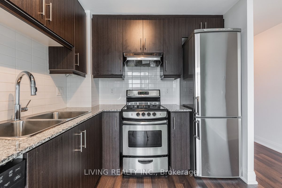 68 Canterbury Place, #815