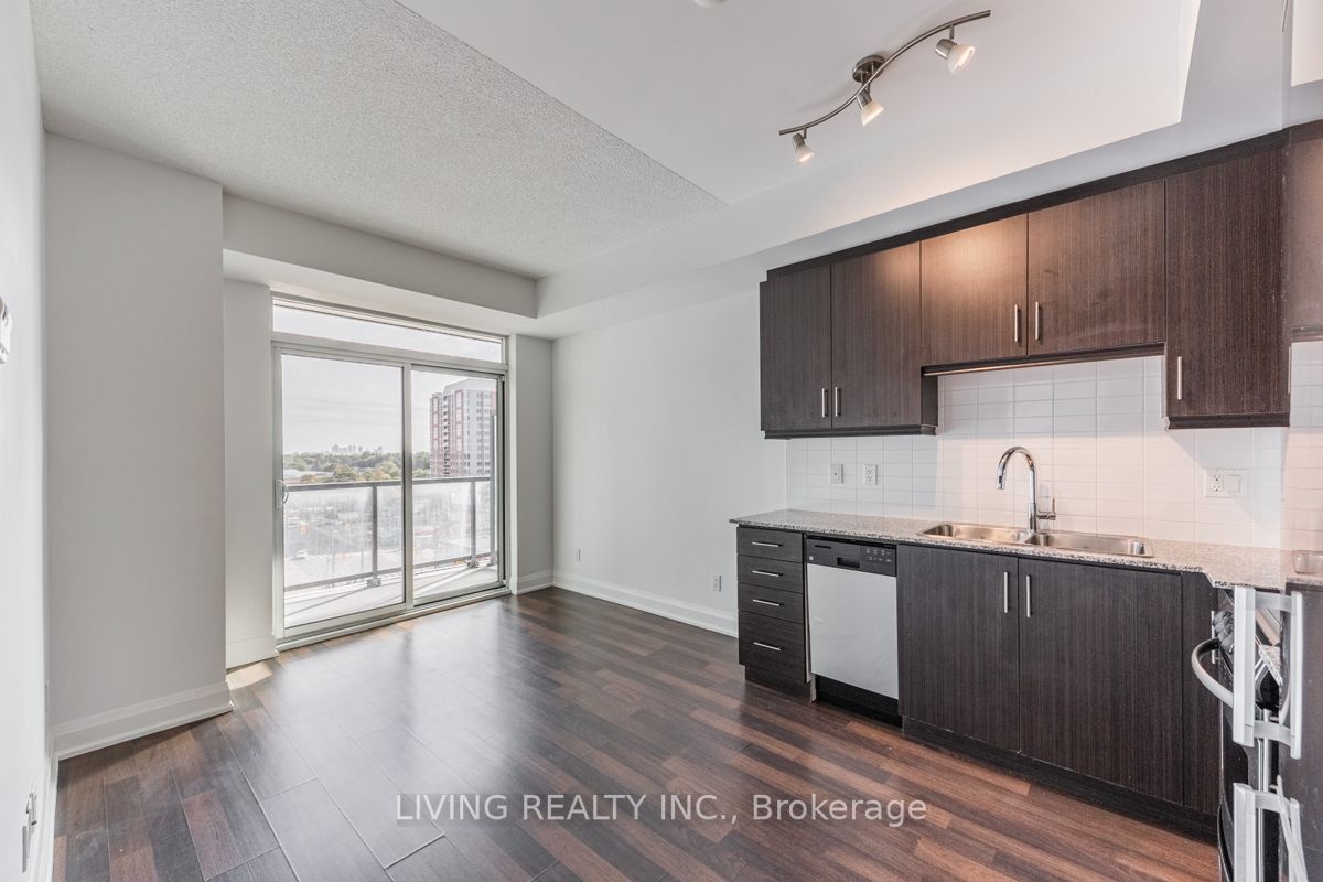 68 Canterbury Place, #815