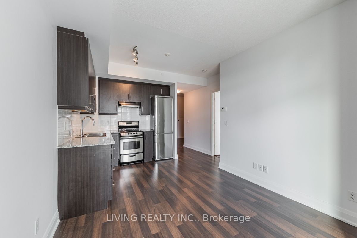 68 Canterbury Place, #815