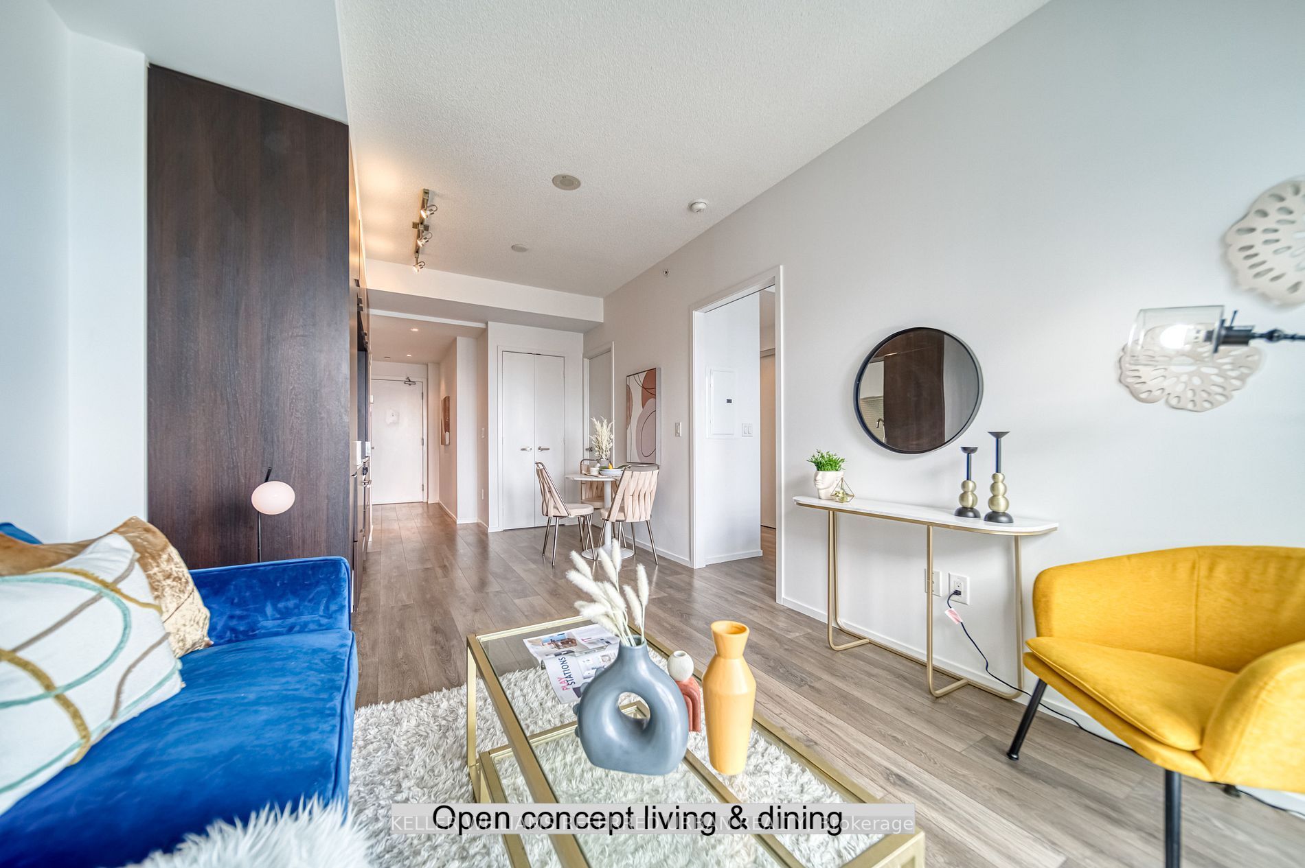 159 Dundas St E, #3402