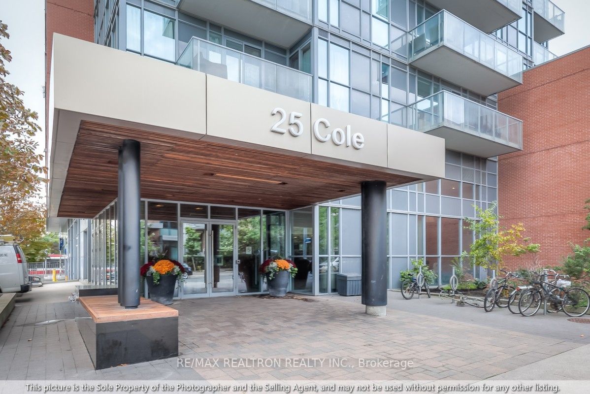 25 Cole St, #1603