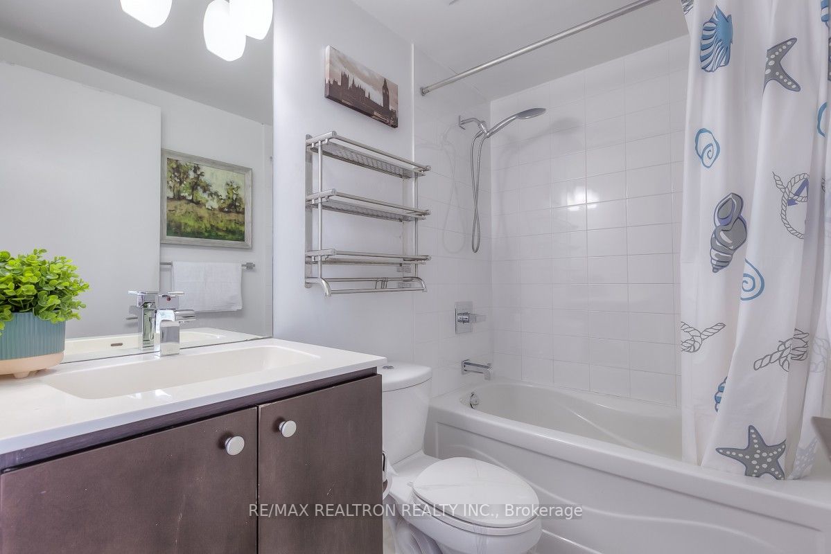 25 Cole St, #1603
