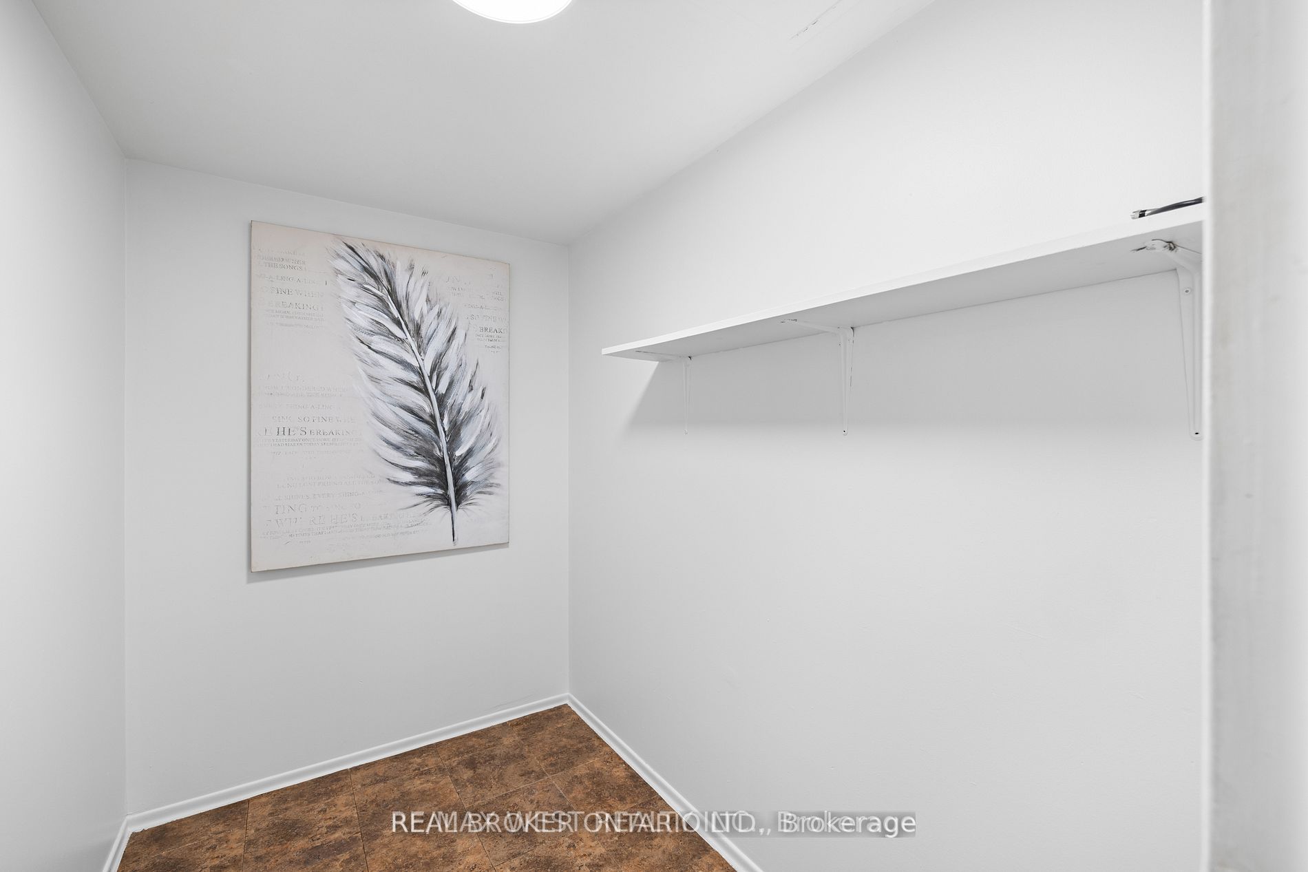 45 Sunrise Ave, #607